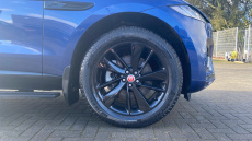 Jaguar F-Pace 2.0 D200 R-Dynamic Black 5dr Auto AWD Diesel Estate